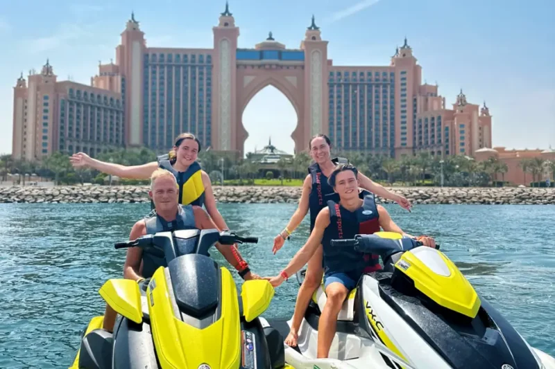 Guided jetski tour with view of Atlantis The Palm.